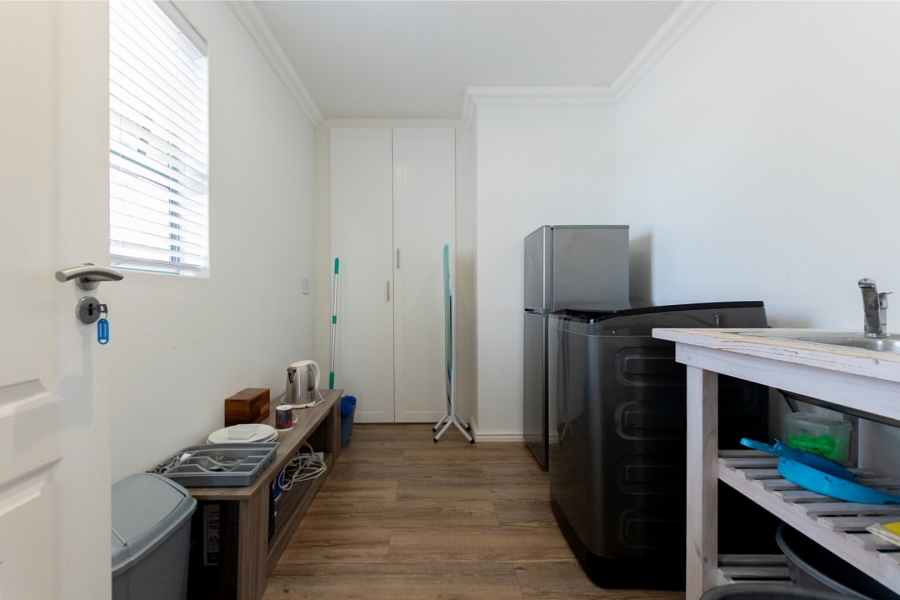 3 Bedroom Property for Sale in Blue Lagoon Western Cape